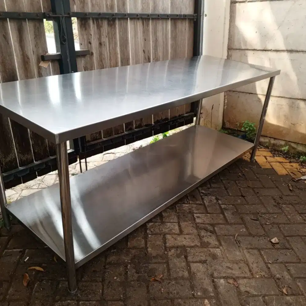 Meja Stainless 2 Susun – Like New & Siap Pakai