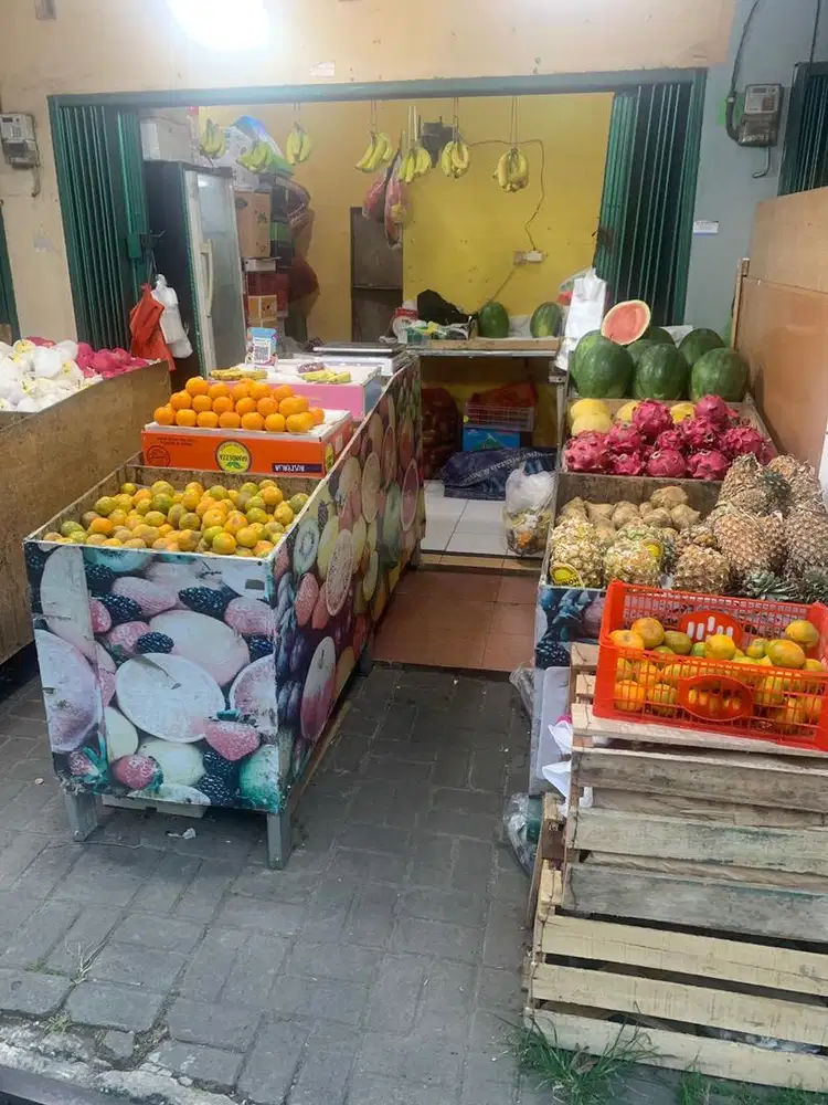 Dibutuhkan Karyawan jaga kios buah di Buaran Serpong TangSel