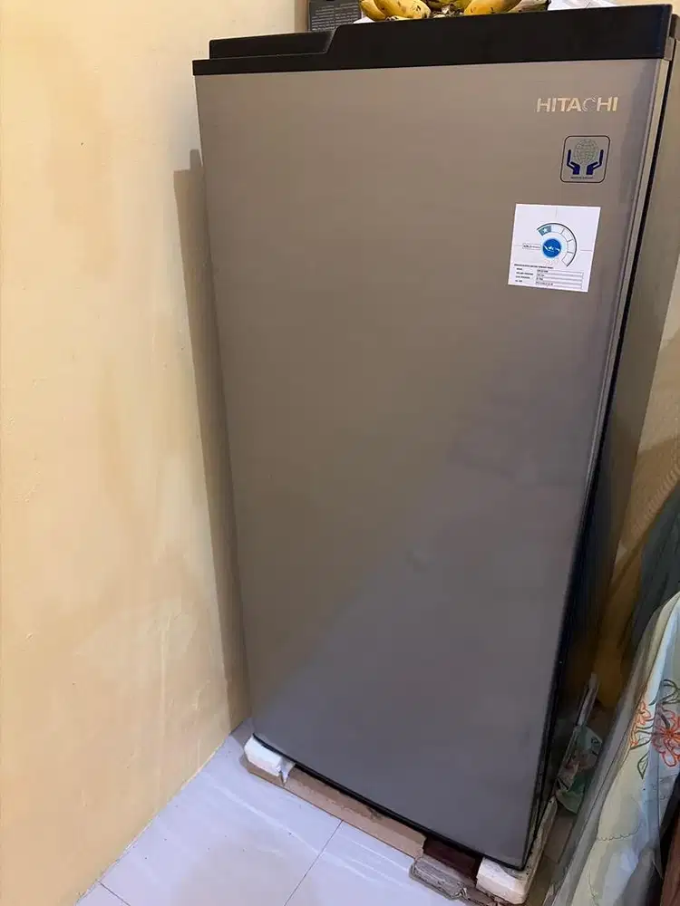 Kulkas 1 pintu hitachi