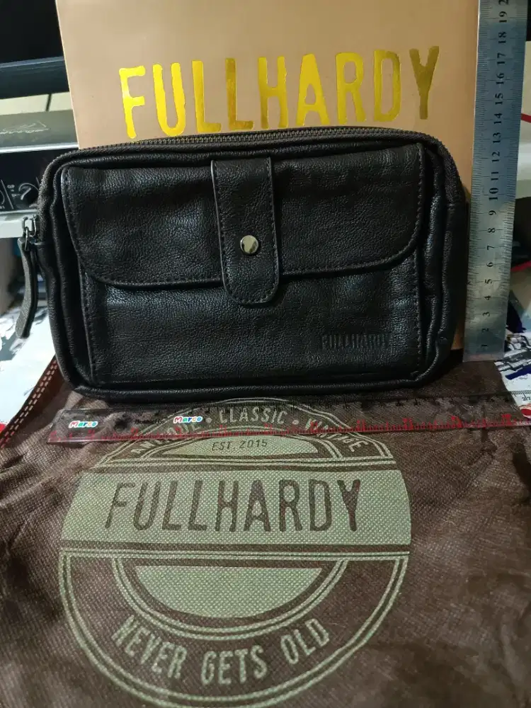 Fullhardy pouch bag