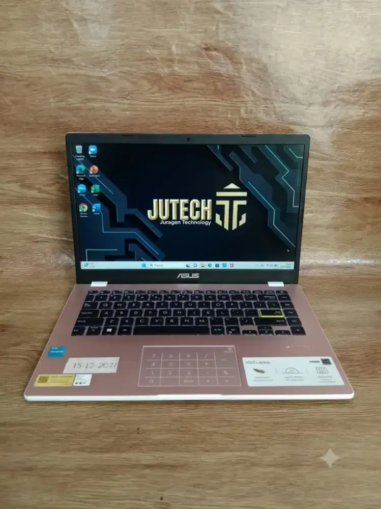 Laptop Asus VivoBook Slim RAM 8 GB bonus Mouse Baru Siap pakai
