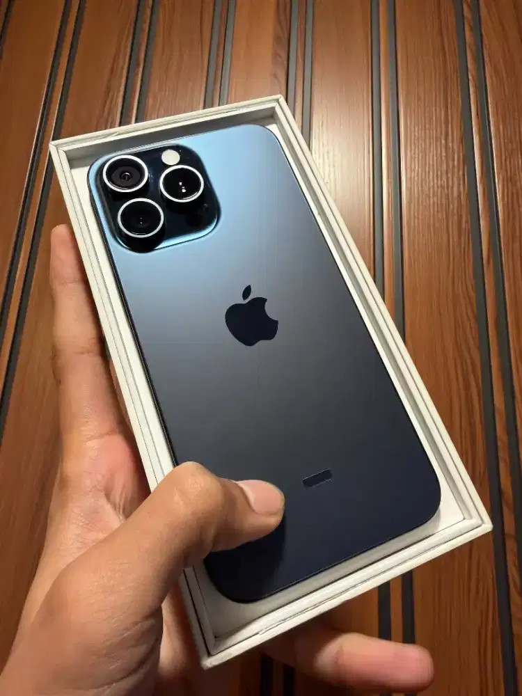 iPhone 15 pm blue titanium 512gb iBox