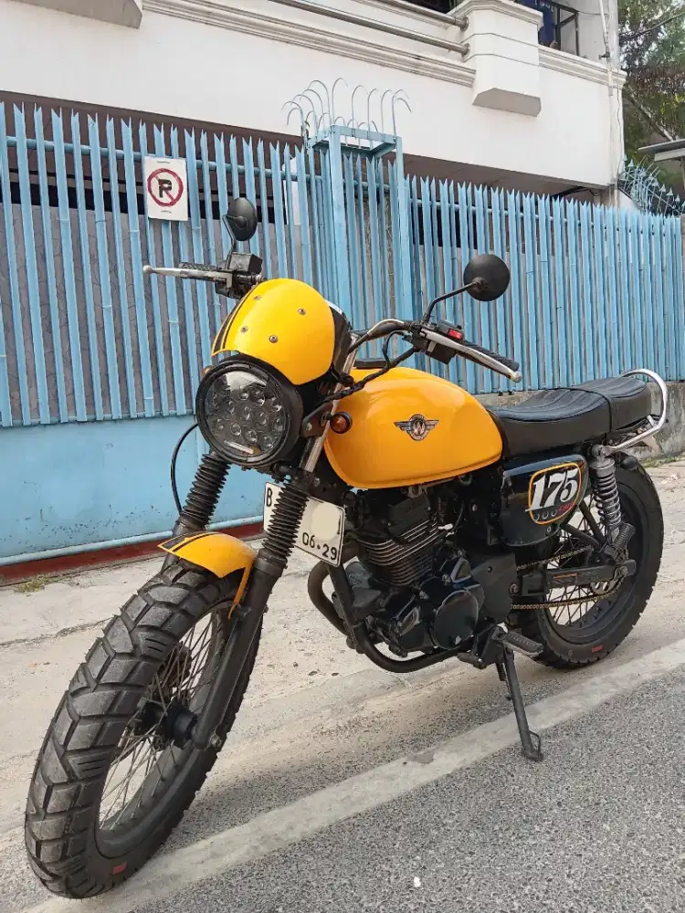Jual Cepat Kawasaki W175 Cafe Yellow Series 2019 (Rare) Gress Ganteng