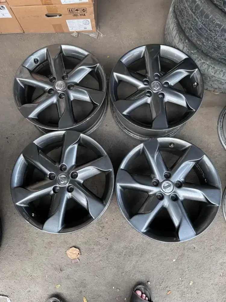 Velg original Nissan Murano ring 18 pcd 5x114,3 4 pcs