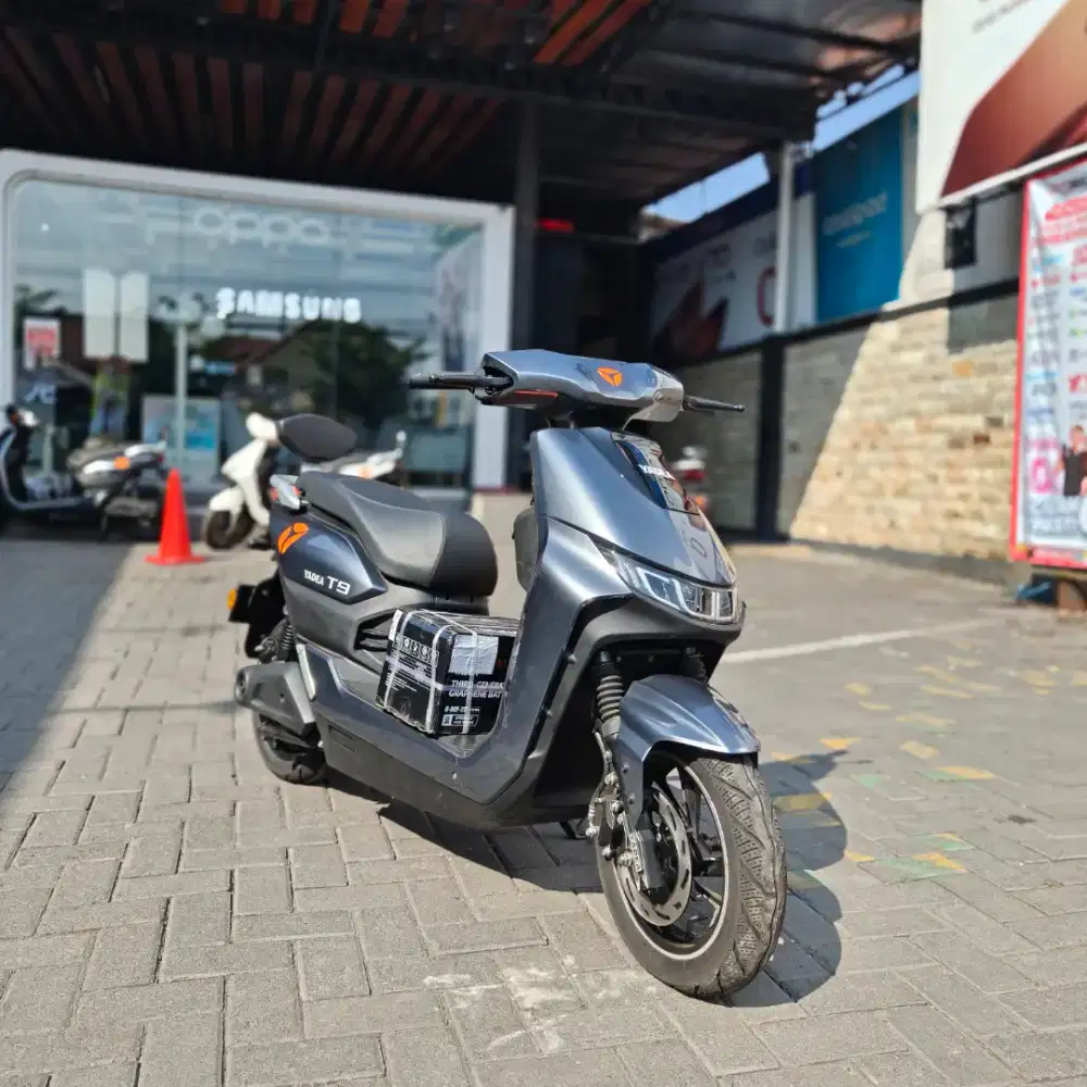 Sepeda motor listrik yadea T9 terbaru bisa di antar