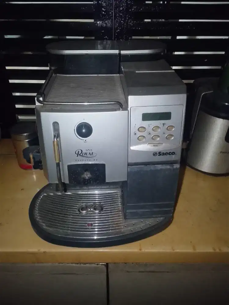 Mesin Kopi Otomatis Saeco Royal
