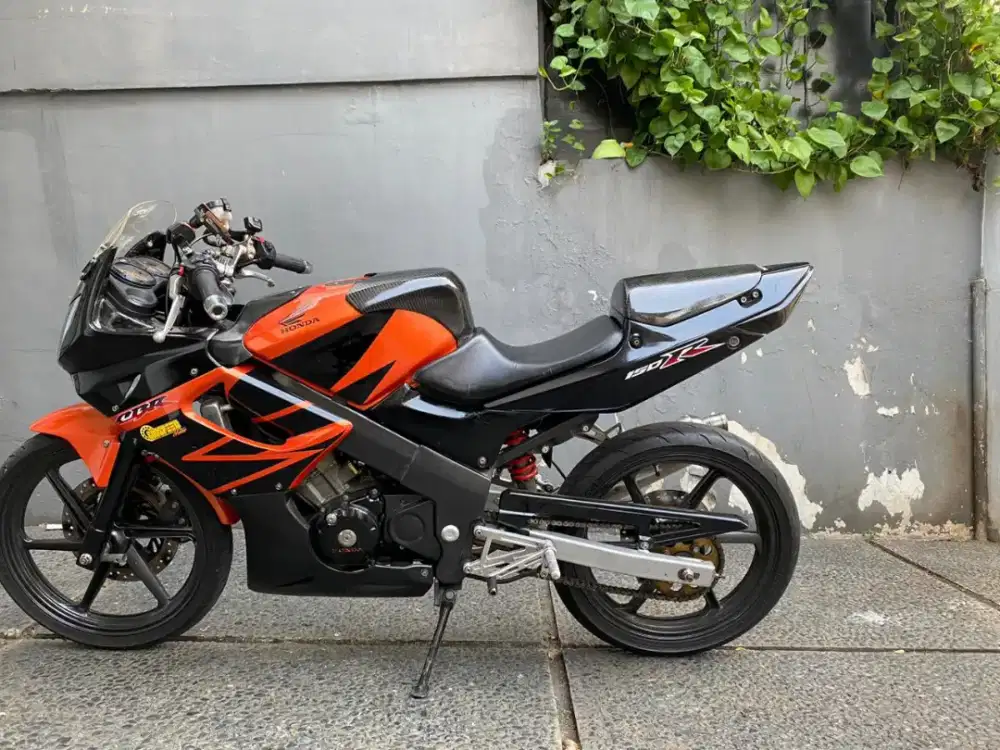 Honda CBR 150 Thailand 2005