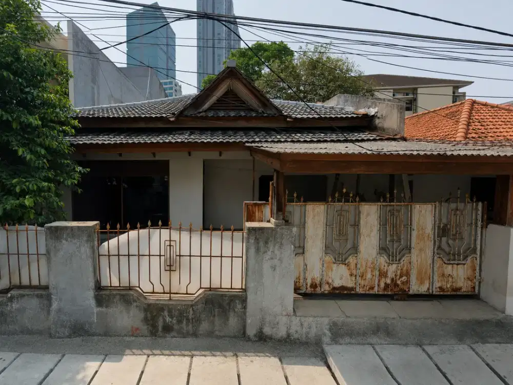 DIJUAL CEPAT RUMAH TUA CEMPAKA PUTIH JAKARTA PUSAT