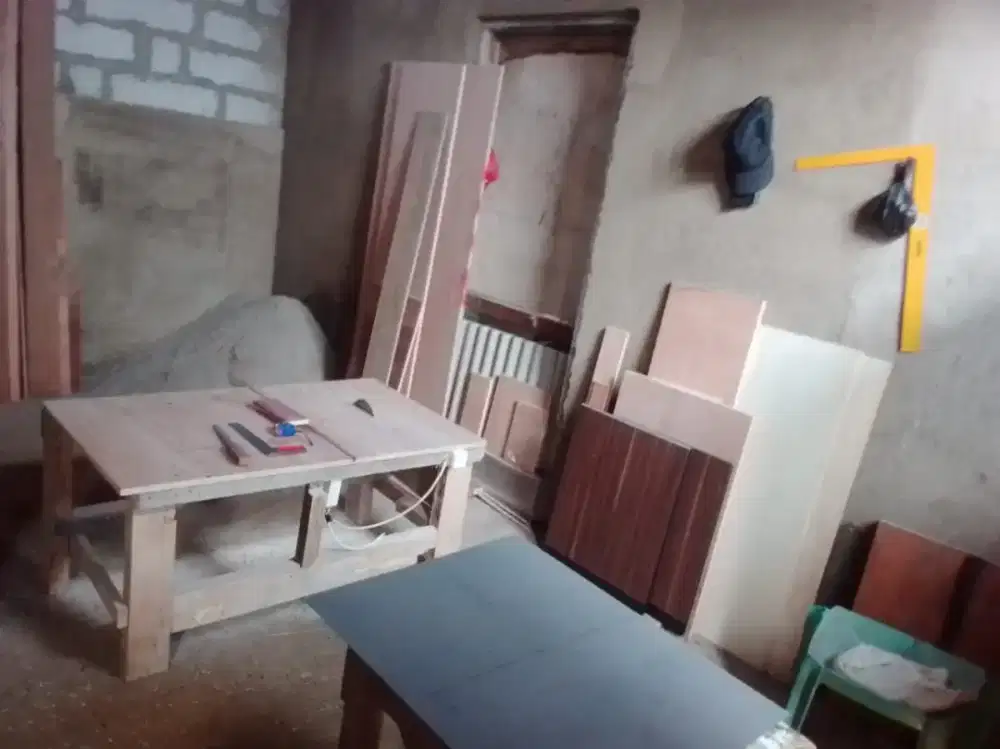 Reparasi furniture