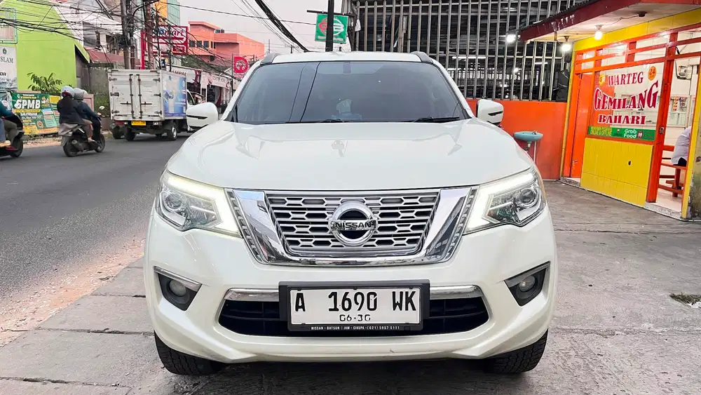 Nissan Terra E 2.5 AT 4x2 2019