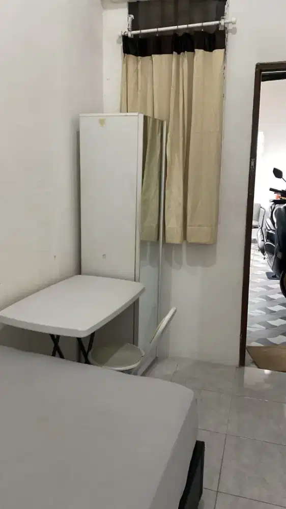 Kost Khusus Wanita