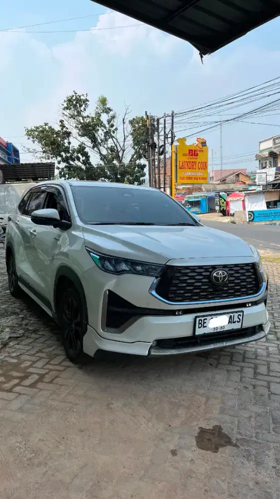 INNOVA ZENIX 2.0 Q HYBRID TSS MODELISTA