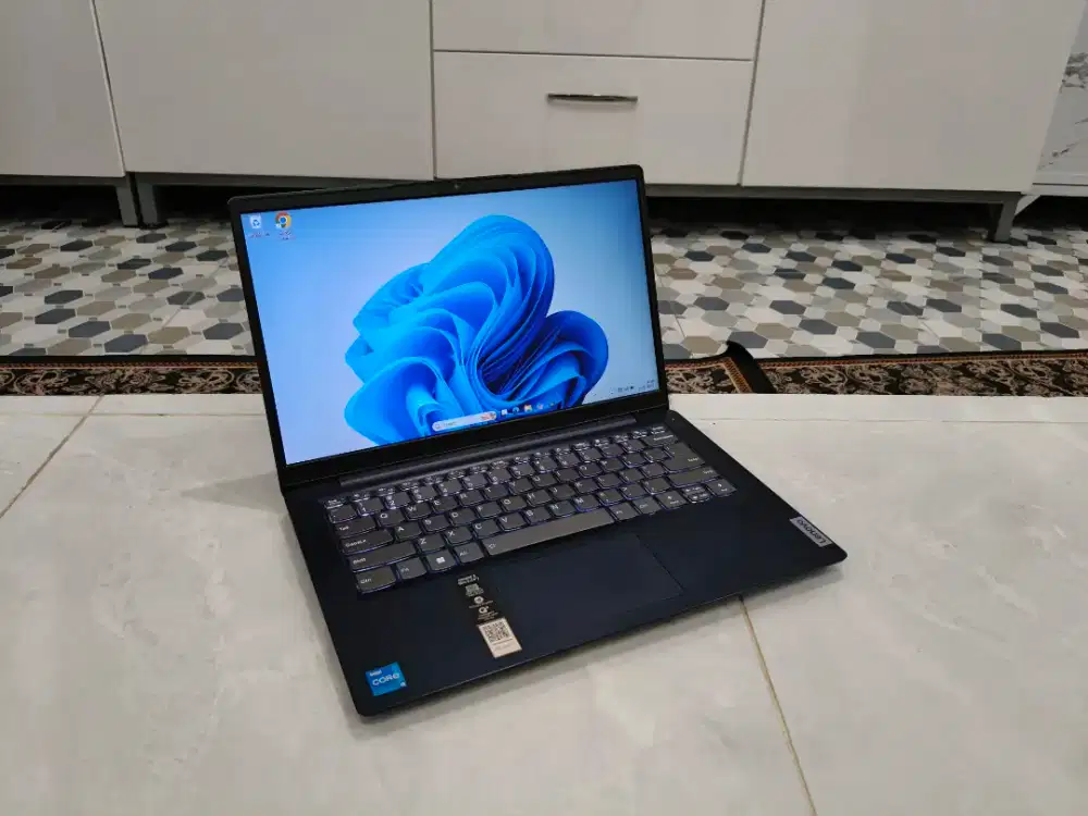 laptop lenovo i5 gen 11 8/512GB SSD Nvme