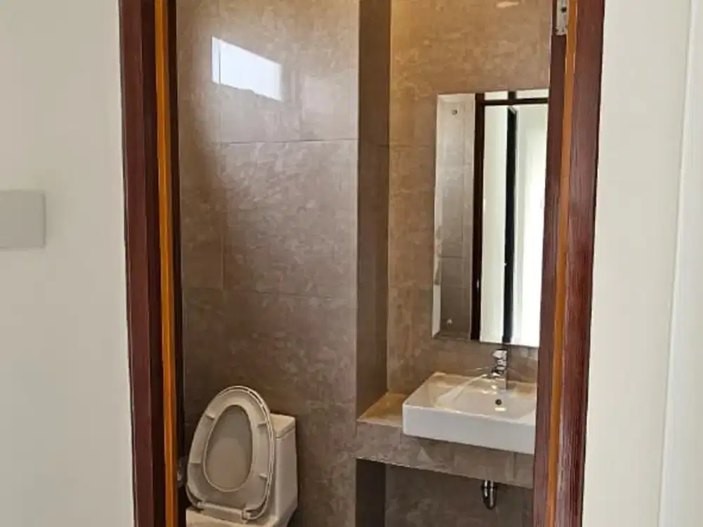 Disewakan Ruko Baru Plus Lift di Business Loft West Village, BSD City, Tangerang Selatan