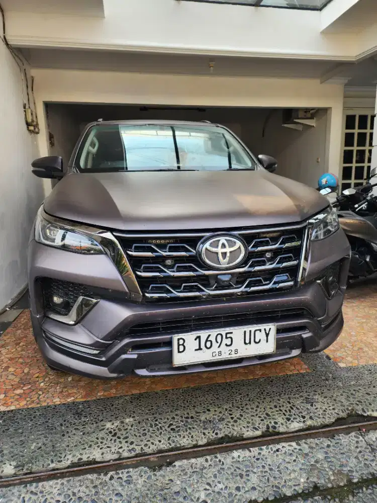 Toyota Fortuner GR sport