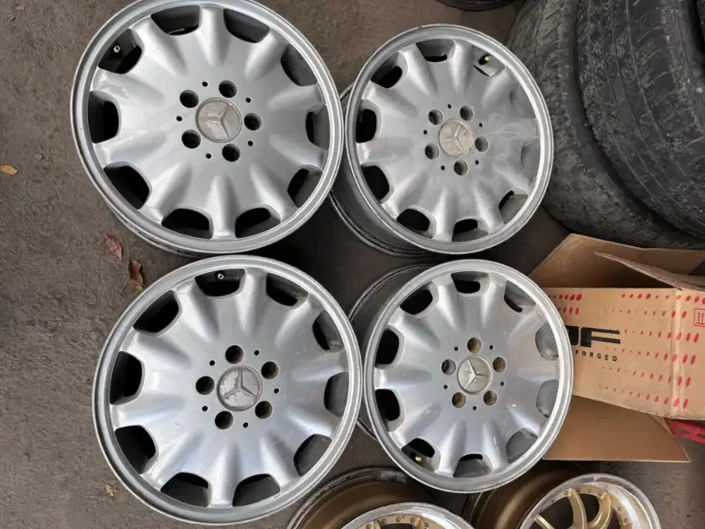 Velg OEM Mercedes Benz Ten hole ring 16 pcd 5x112 Made in Germany