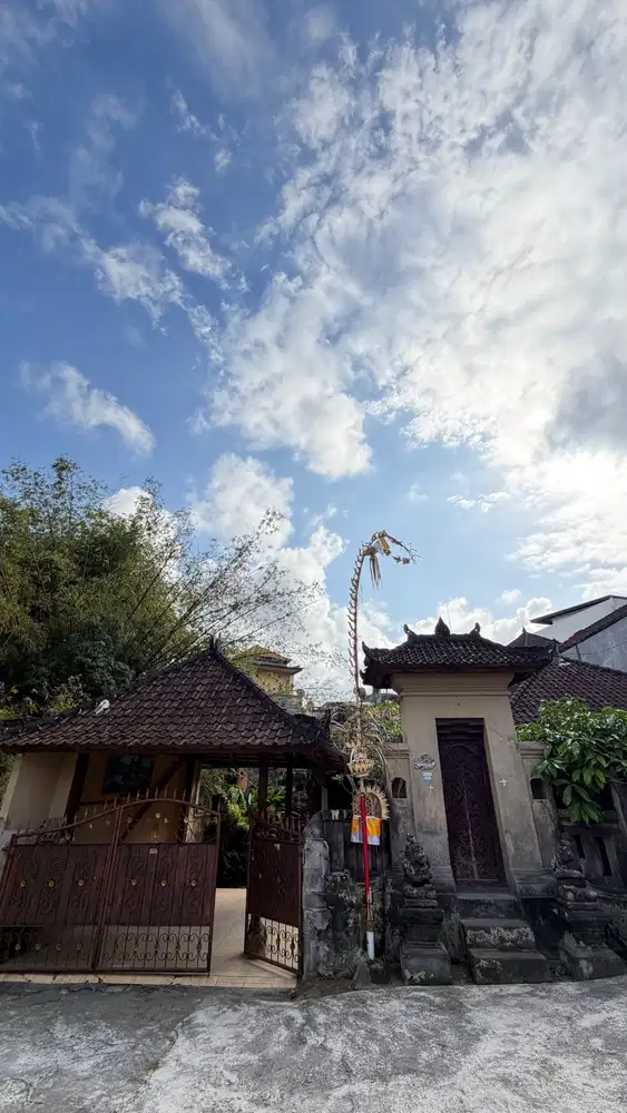 Dijual Rumah Tengah Kota
