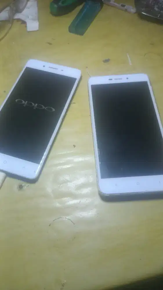 Oppo 37f dan redmi