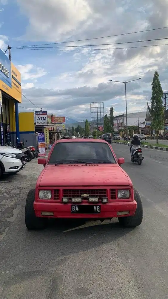 dijual chevrolet luv kbd26 diesel