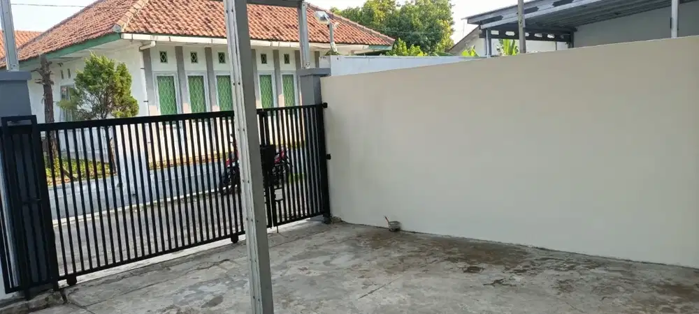 Rumah Disewakan Dekat CSB Mall