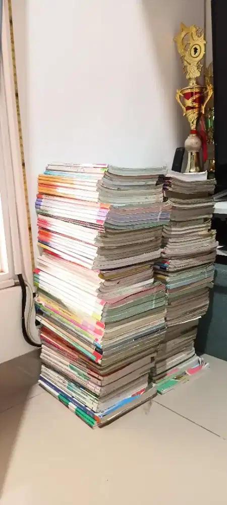 Buku pelajaran sekolah kelas 1-6