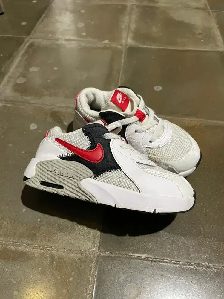 Sepatu anak nike air max excee