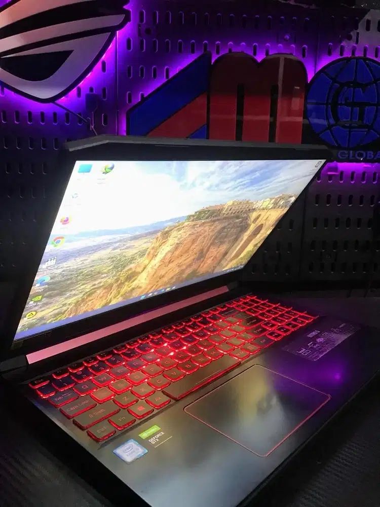 Acer nitro 5 i5 gen 9/16GB DDr4/512 SSD/GTX 1050/15,6 inch FHD/win 11