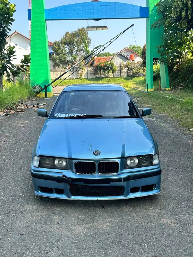 Jual BMW E36 318i