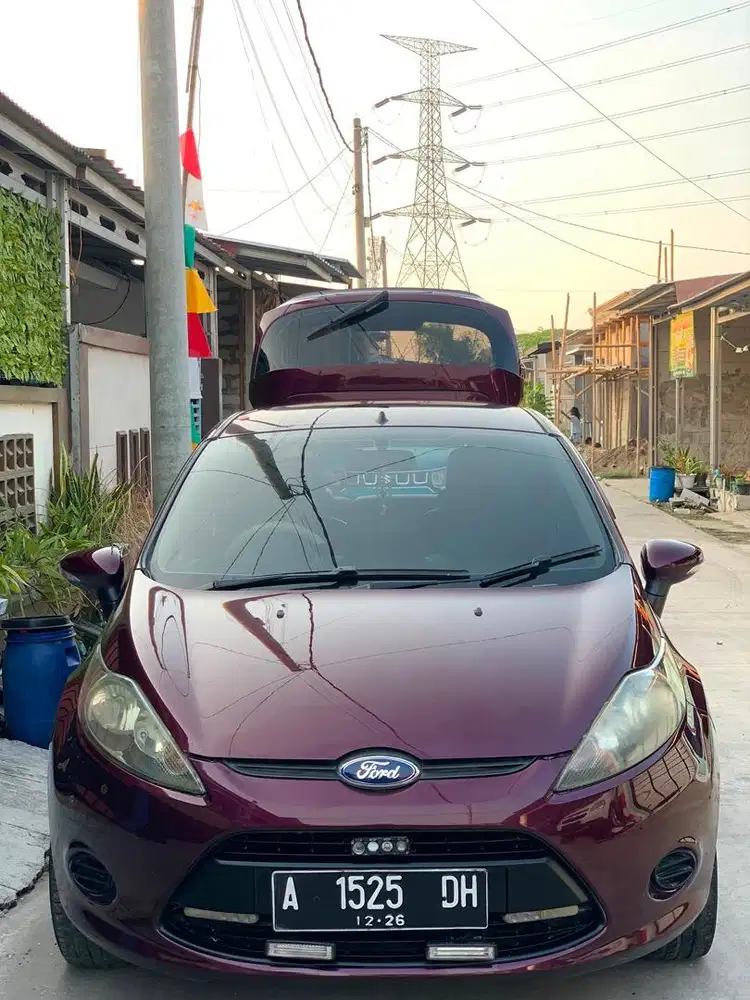 FORD FIESTA TRENDY 2011 MATIC