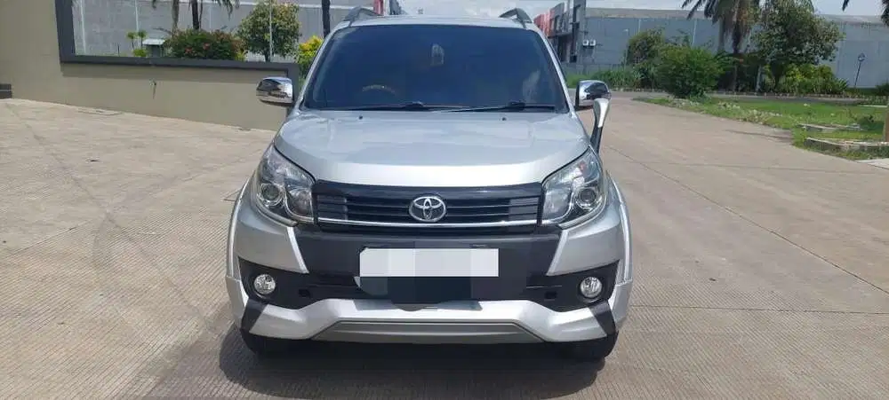 Toyota Rush 2015 Bensin