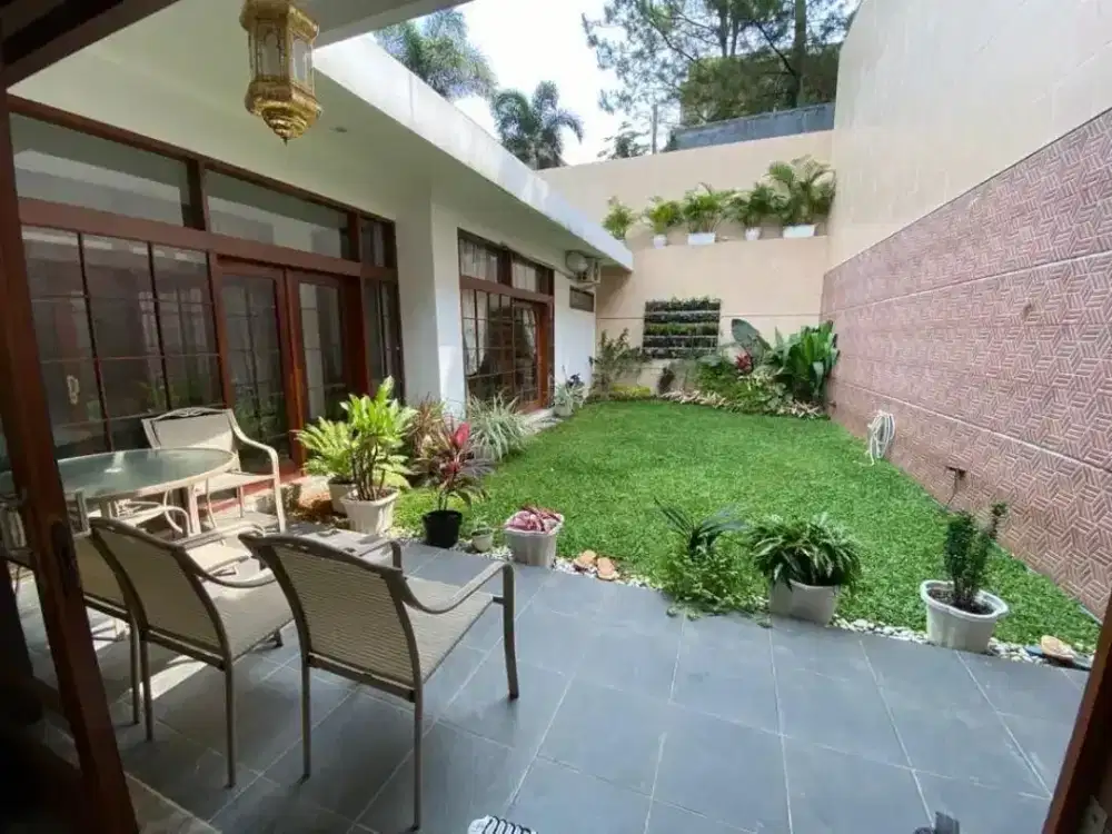 TURUN HARGA! RUMAH BAGUS DI AREA SETRASARI PASTEUR KOTA BANDUNG