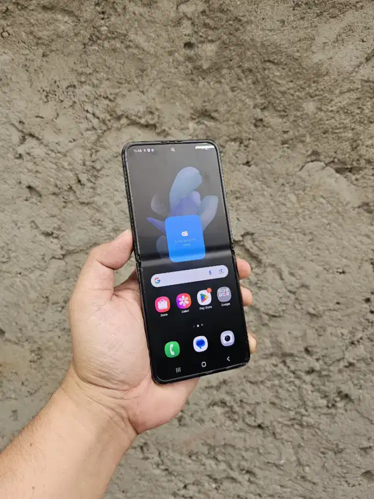 Samsung Z flip 4 5G 8/256GB