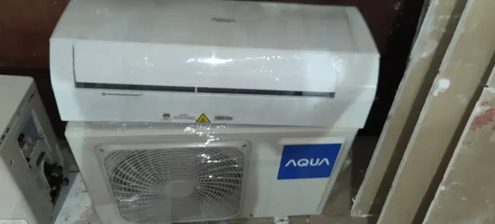 Ac aqua 1/2pk bekas normal
