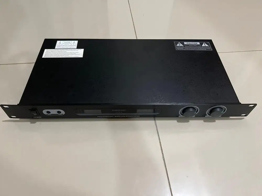 Shure microphone ULX 4 wirelees