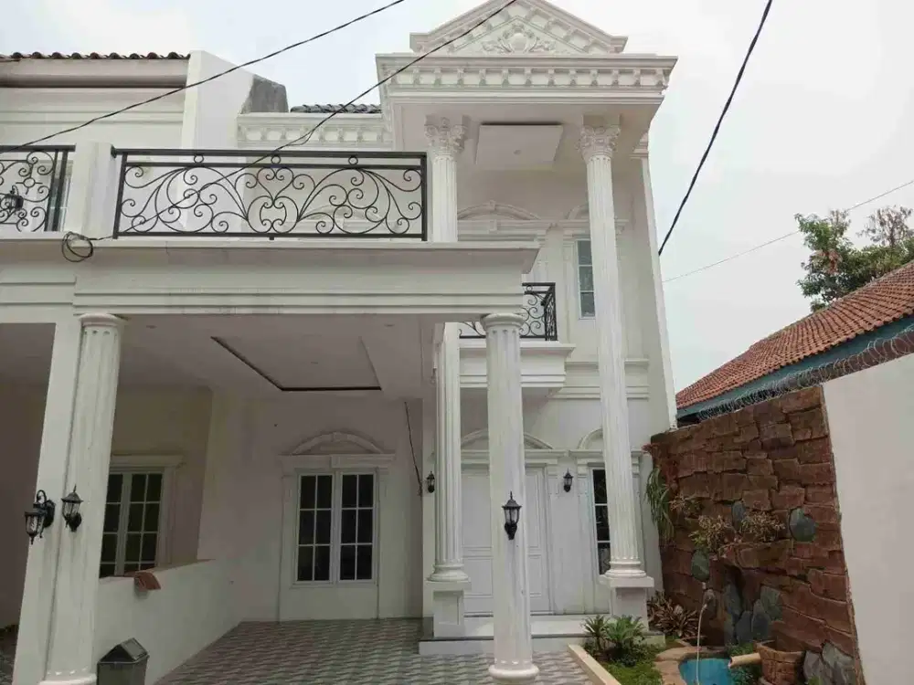 Dijual Rumah Mewah Classic Eropa Siap Huni di Cibubur Jakarta Timur – Cluster Eksklusif SHM