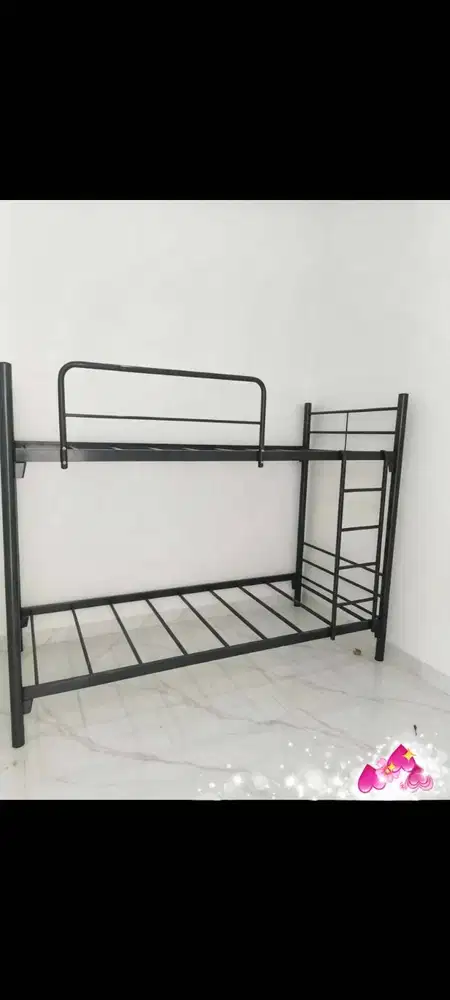Ranjang tingkat /kasur tingkat