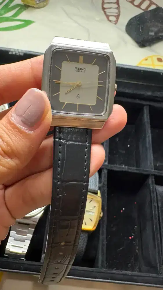 Di jual Seiko Quartz Vintage Tank – Ref. 6030-5490 – Original Japan