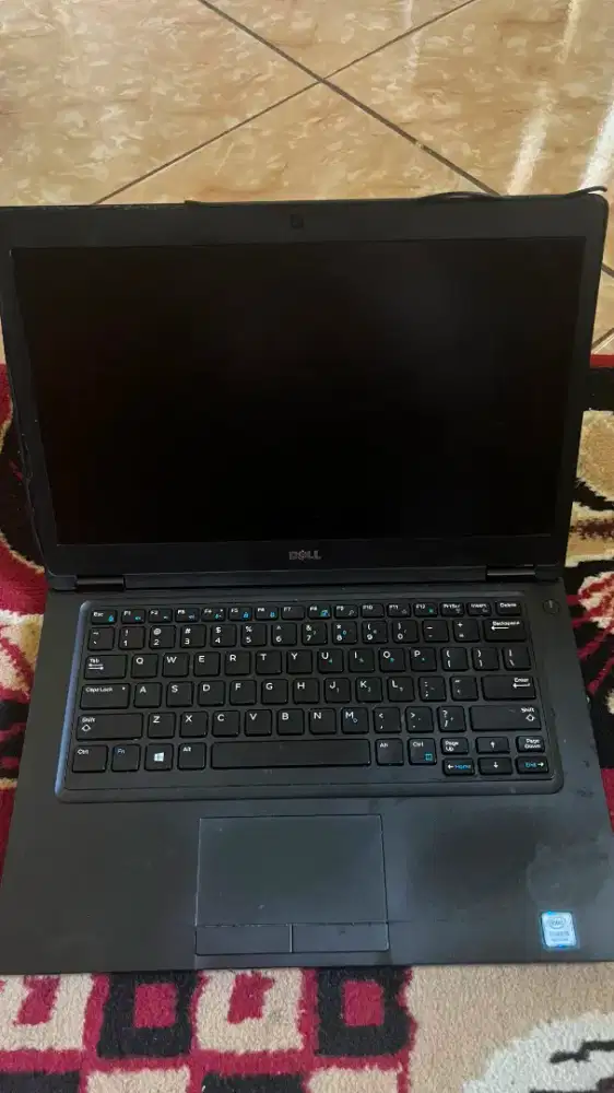 Laptop DELL Latitude 5490