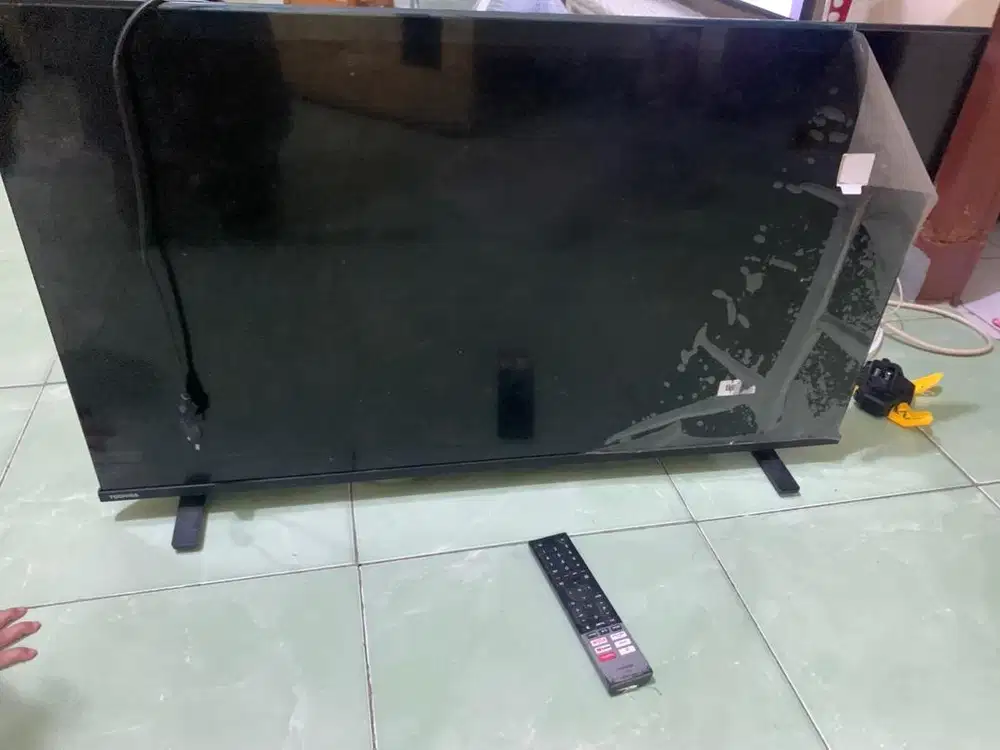 Toshiba tv android 40inc mati