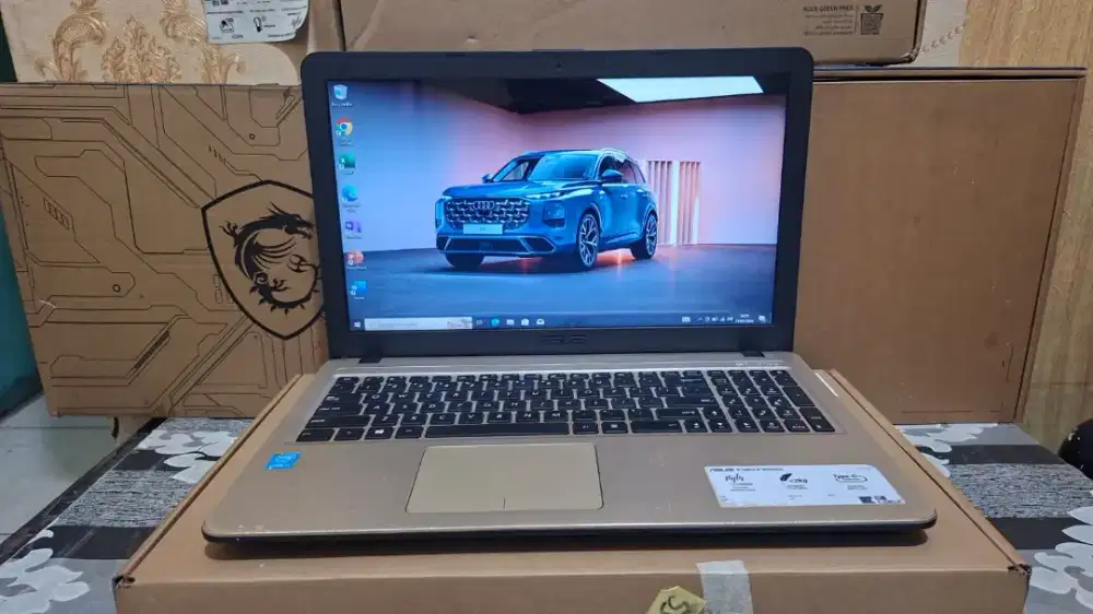 Laptop Asus X540LA Core i3 4005U Ram 4/128/500GB Layar 15,5 No Minus