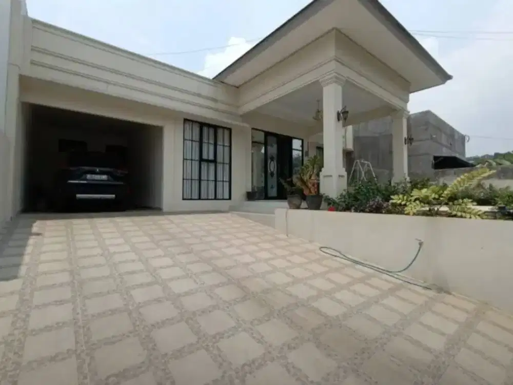 Rumah Bagus dan Luas di Area Setiabudi Regency Bandung