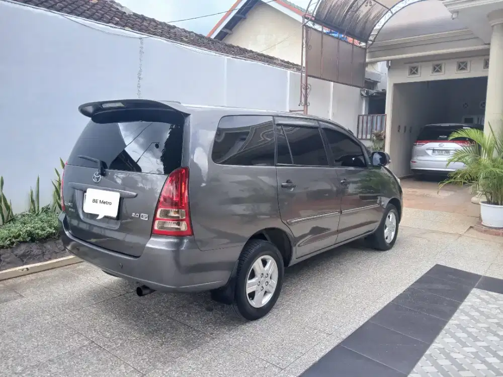Innova G AT 2008