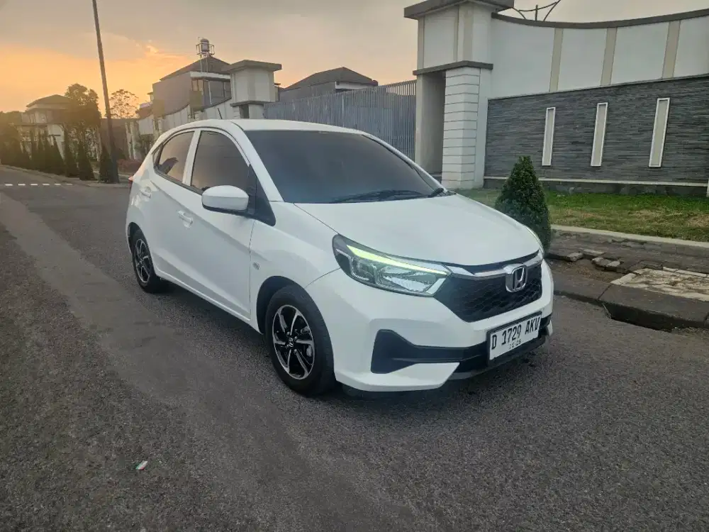 Antik KM 20rb.. Honda Brio E CVT 2023 (D)