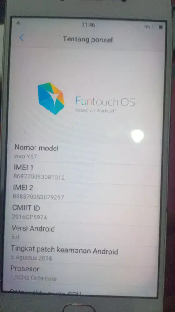 Jual hp Vivo Y67 kondisi masih normal semuanya yg minat chat ane