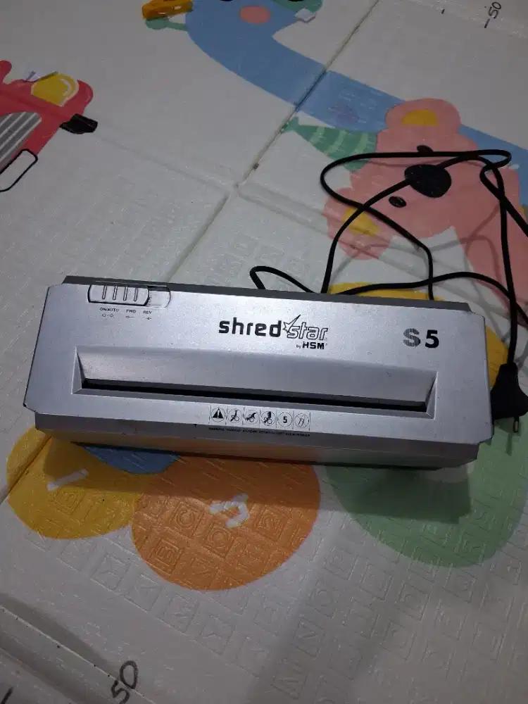 Penghancur Kertas Merk Sherd Star by HSM