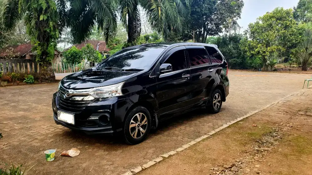 Xenia R sporty AT 1.3 2017