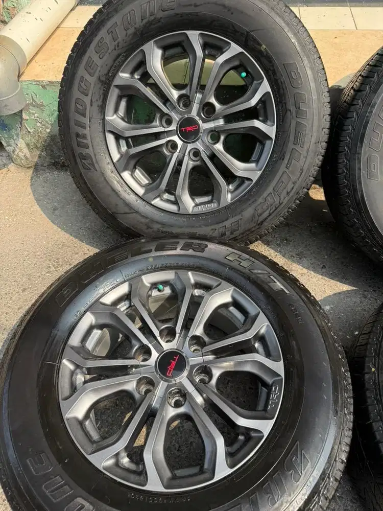 Velg Toyota Fortuner TRD R.17 ori