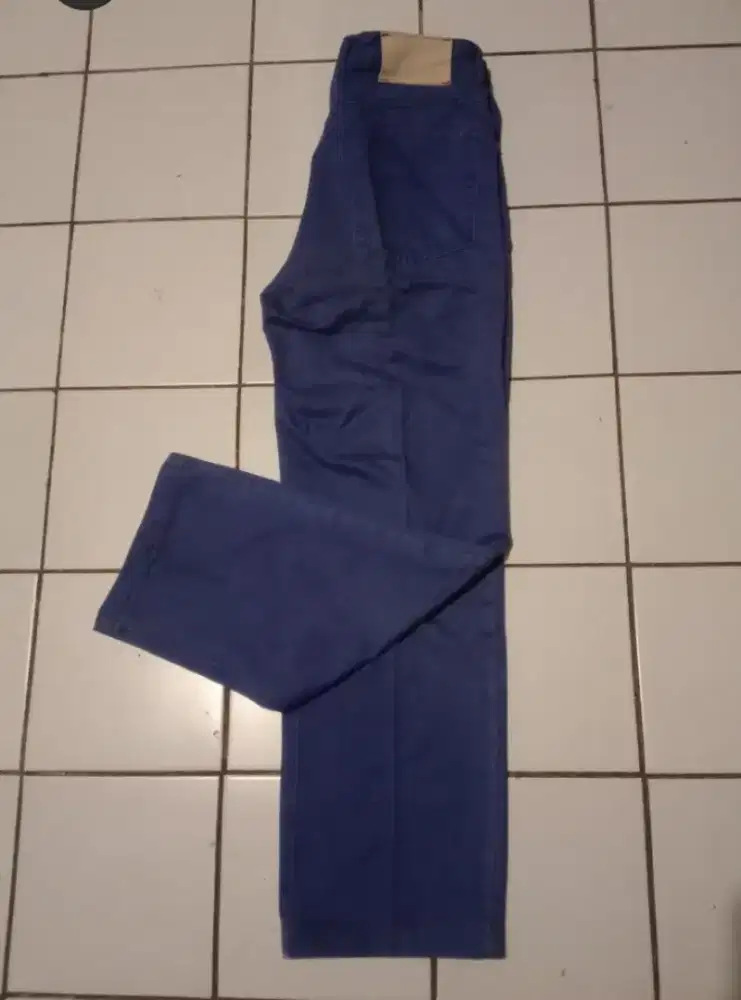 Jeans biru panjang