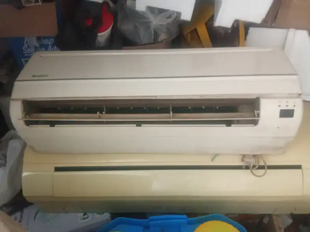 Kipas angin indoor AC . Normal