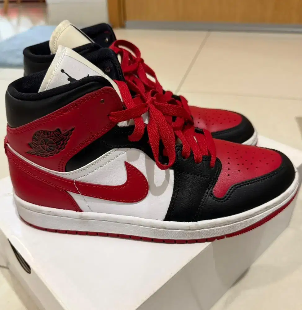 Sepatu Nike Jordan Low